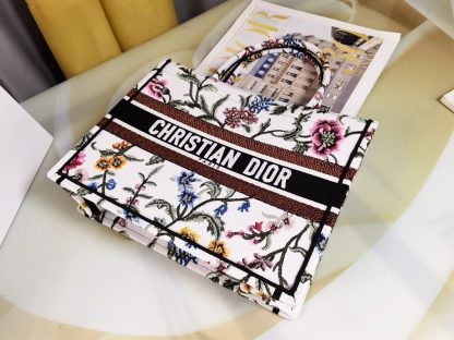 Dior White Iris Medium Book Tote Handbag - Image 4