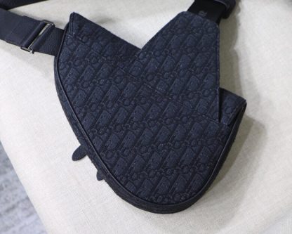 Dior Pre-Fall Early Spring Series Saddle Bag - Image 4