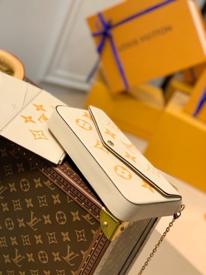 Louis Vuitton félicie pochette chain bag - Image 4