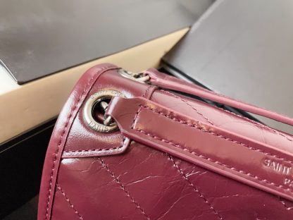 Ysl fashion handbag - Image 4