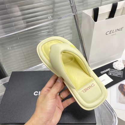 Chanel Summer Macaron Light Yellow New Bread Cute Beach Flip Flops Bottom Thickness: 2cm - Image 4