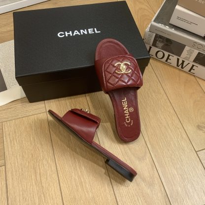 Chanel early autumn new red high-end fashion flip flops - Image 4