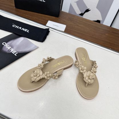 Chanel Spring/Summer Apricot Delicate Shoes and Customized Flower Flip-flops Heel Height 1.5cm - Image 4