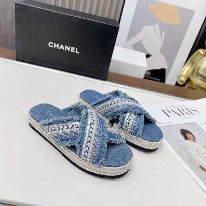 Chanel Early Spring Blue and White Series Small Round Toe Hot Brick Slippers - Image 4