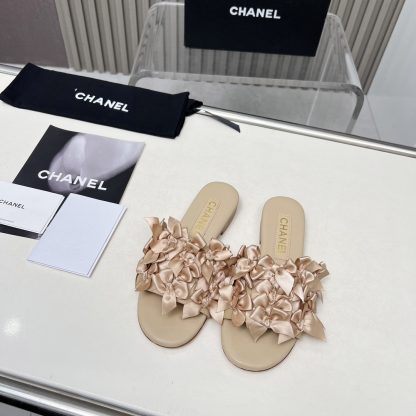 Chanel Spring/Summer Dancing Shoes Series Beige Apricot Slim Retro Feeling Custom Flower Slippers Heel Height 1.5cm - Image 4