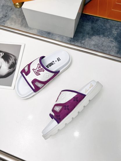 Louis Vuitton luxury men and women couple slippers - Image 4