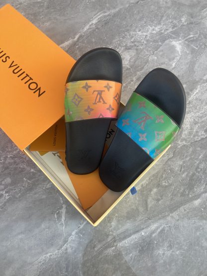 Louis Vuitton couple slippers - Image 4