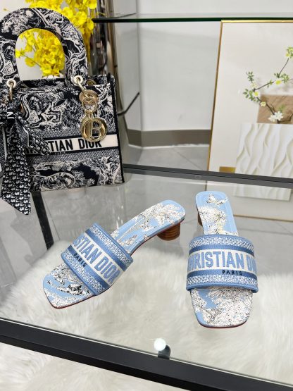 Dior light blue monogram embroidered high-heeled sandals - Image 4