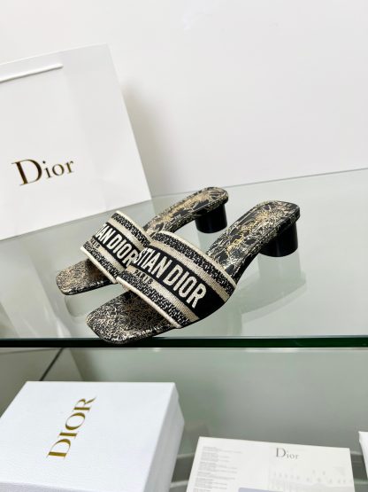 Dior ladies' monogram embroidered leather mid-heel sandals - Image 5