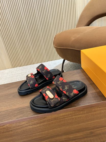Louis Vuitton classic old pattern slippers - Image 4
