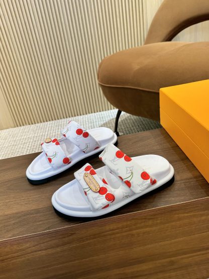 Louis Vuitton classic old pattern slippers - Image 4