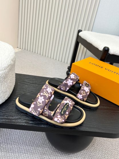 Louis Vuitton classic old pattern slippers - Image 4
