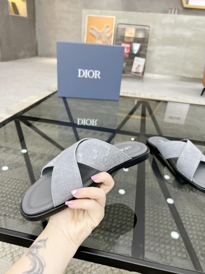 Dior Fashion New Flat Sandals - Image 4