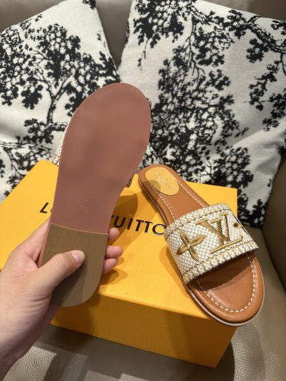 Louis Vuitton New Classic Slippers with Embroidery - Image 4