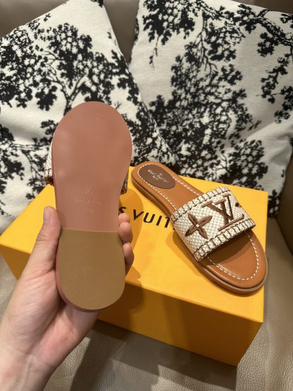 Louis Vuitton New Classic Slippers with Embroidery - Image 4