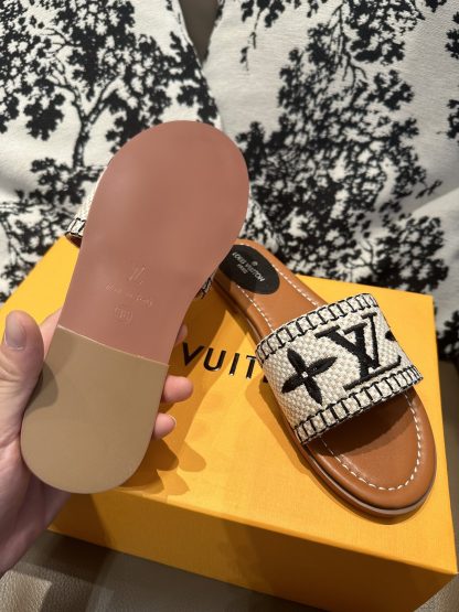 Louis Vuitton New Classic Slippers with Embroidery - Image 4