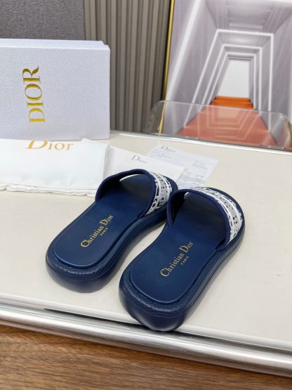 Dior versatile casual slippers - Image 4