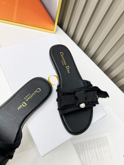 Dior Round Toe Pearl Open-Toe Slippers - Image 4