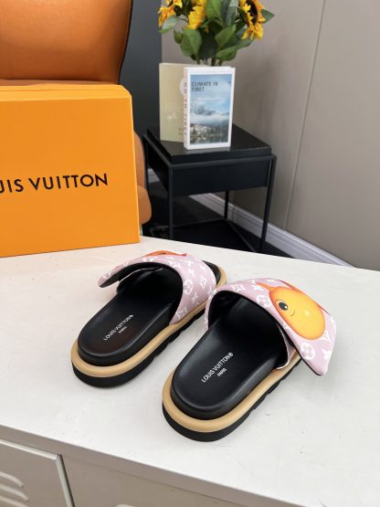 Louis Vuitton ol llow comfort flat sandals - Image 5