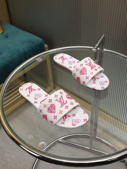 Louis Vuitton low-top flip flops - Image 6