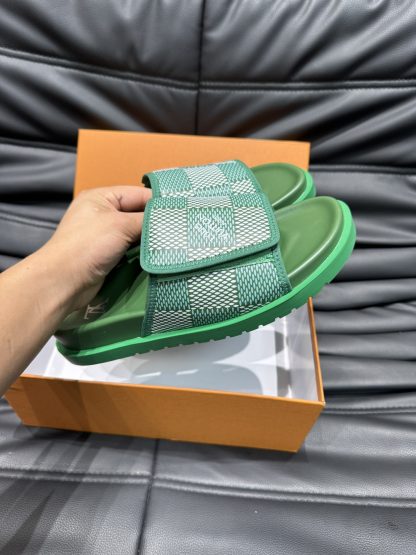 Louis Vuitton luxury slippers - Image 5