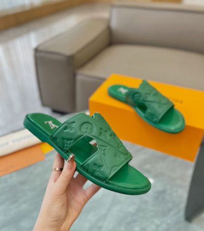 Louis Vuitton embossed grained leather slippers - Image 5