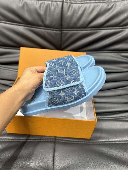 Louis Vuitton high-end men's summer slippers - Image 5