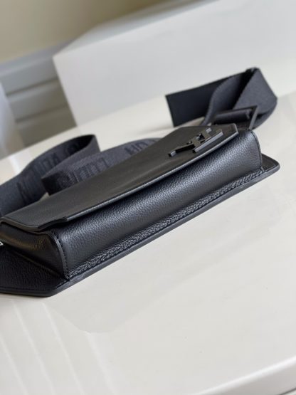 Louis Vuitton men's new aerogram shoulder bag - Image 5