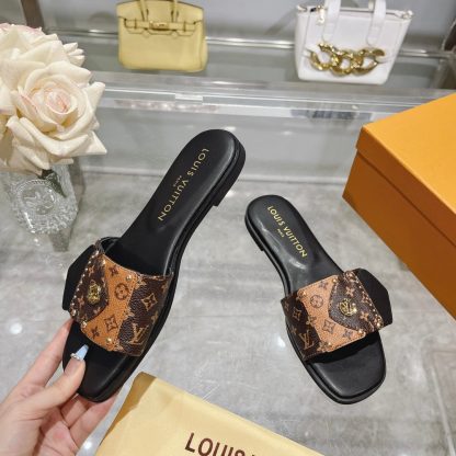 Louis Vuitton studded slippers - Image 4