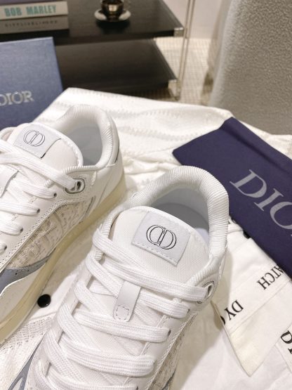 Dior stylish breathable sneakers - Image 5