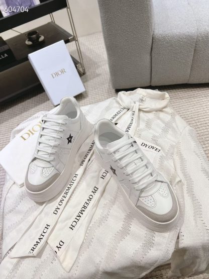 Dior's new thick-soled white shoes - Image 5