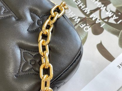 Louis Vuitton New Three-Color Wallet on Strap Handbag - Image 5