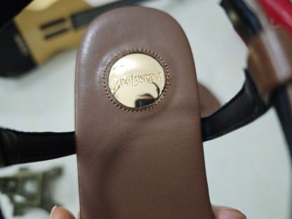 Ysl Fashion Flat Flip-flop Sandals - Image 5