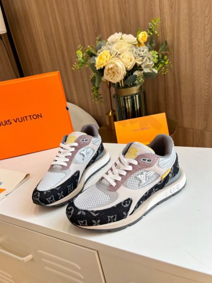 Louis Vuitton breathable diamond mesh sneakers - Image 5