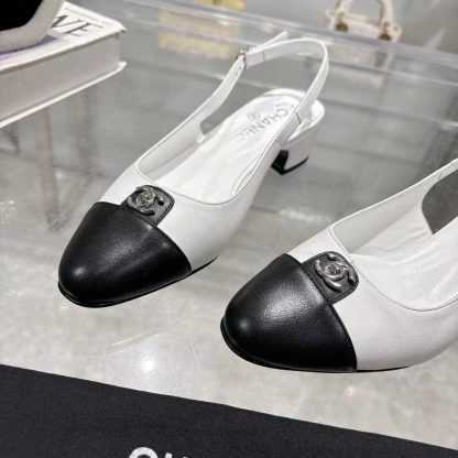 Chanel Spring and Summer New White Comfortable Low Heel Sandals Heel Height 3.5cm - Image 5