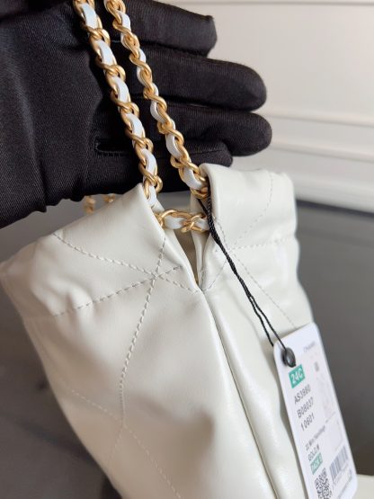 Chanel Classic Minisize 22 Bag - Image 5