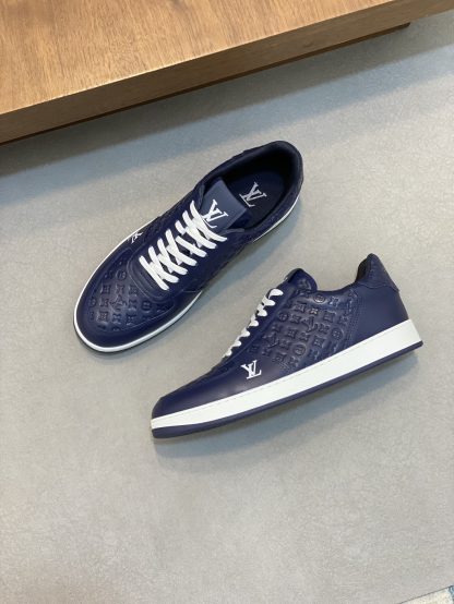 Louis Vuitton Men's Classic Casual Sneakers - Image 5
