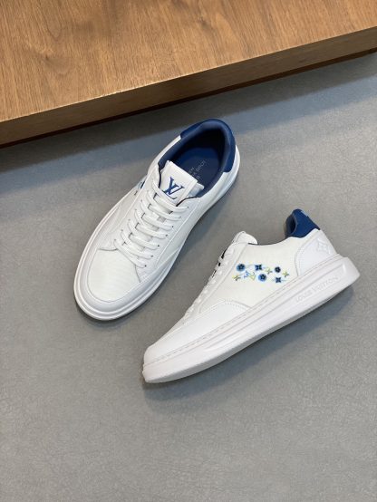 Louis Vuitton Men's Classic Casual Sneakers - Image 5