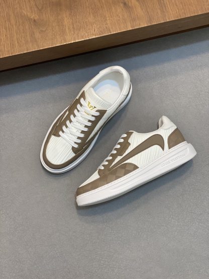 Louis Vuitton Men's Classic Casual Sneakers - Image 5