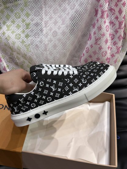 Louis Vuitton men's high-end casual sports shoes - Image 5