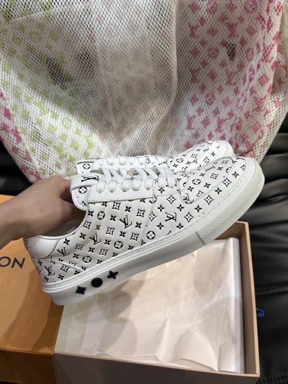 Louis Vuitton men's high-end casual sports shoes - Image 5