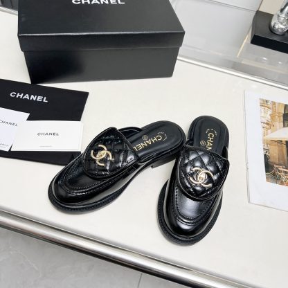 Chanel autumn and winter new goddess elegant temperament black patent leather half slippers - Image 5