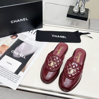 Chanel autumn and winter new goddess elegant temperament red shiny leather half slippers - Image 5