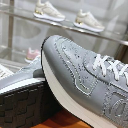 Louis Vuitton Neo Run Away sneakers - Image 6
