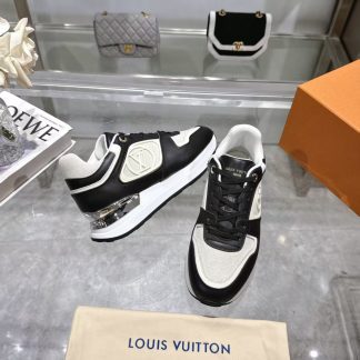 Louis Vuitton Neo Run Away sneakers