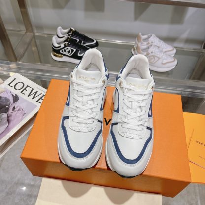 Louis Vuitton Neo Run Away sneakers - Image 5