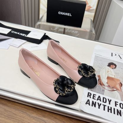 Chanel Spring/Summer Dancing Shoes Collection Small Round Head Pink Flat Sandals Heel Height 1.5cm - Image 5