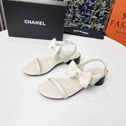 Chanel Spring/Summer Dancing Shoes Collection White Sandals with Bowknot Heel Height 3.5cm - Image 5