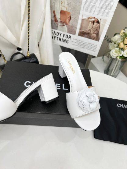 Chanel White Custom Printed Fabric Lambskin Sandals - Image 5