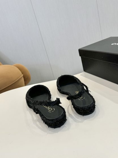 Chanel's latest black all-match luxury ballet flat sandals - Image 5